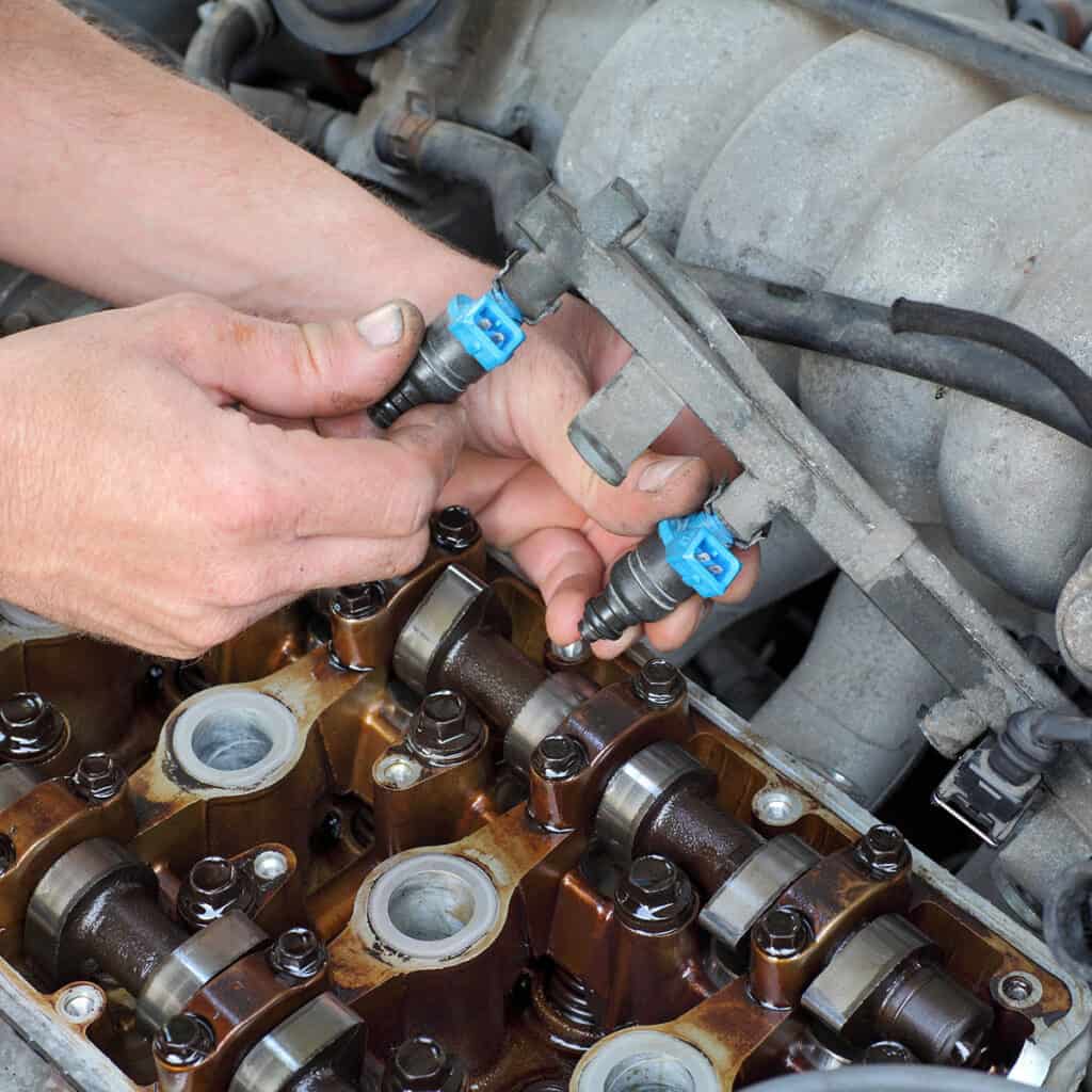 Fuel injector removal